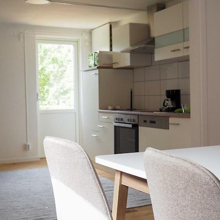 Komplett Laegenhet Med Sjoeutsikt Malmon Exteriör bild