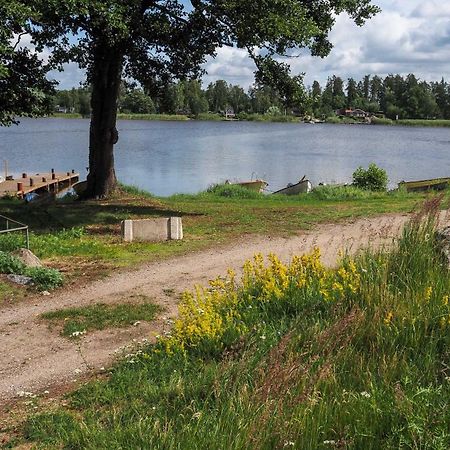 Komplett Laegenhet Med Sjoeutsikt Malmon Exteriör bild