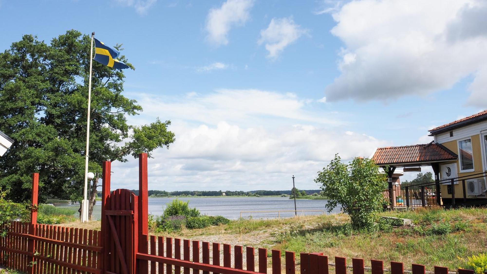 Komplett Laegenhet Med Sjoeutsikt Malmon Exteriör bild
